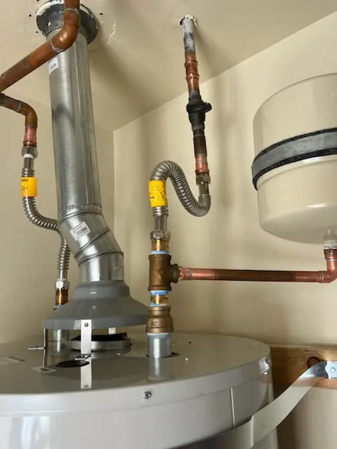 Water heater installation and plumbing repair in Aronimink